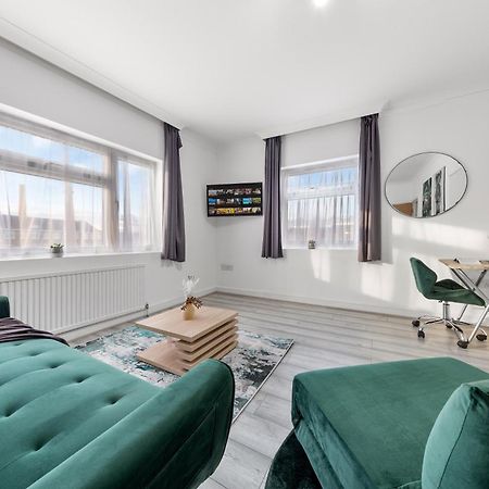 Green Hype - 10 Mins To Stadium - Sleeps 8 Londres Exterior foto